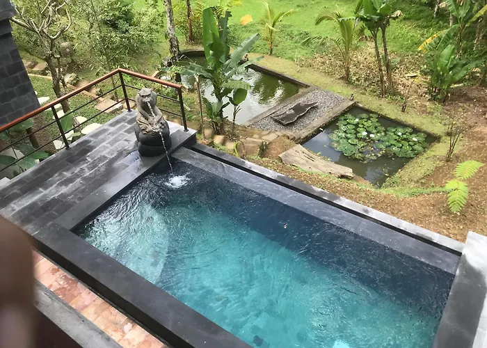 Sebatu Tulen * テガララン